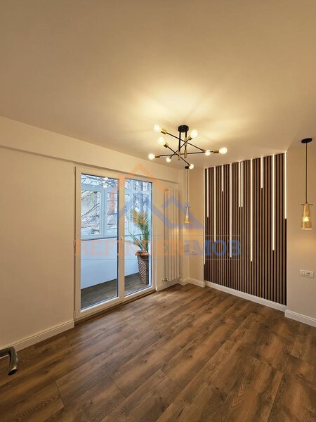 Victoriei Dr. Felix, 2 camere renovat total